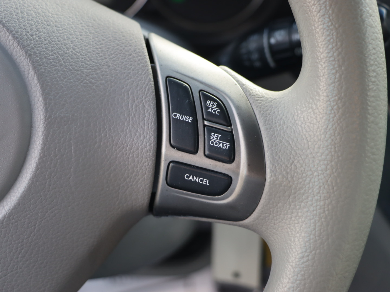 Subaru Forester 2.5X Premium 2011