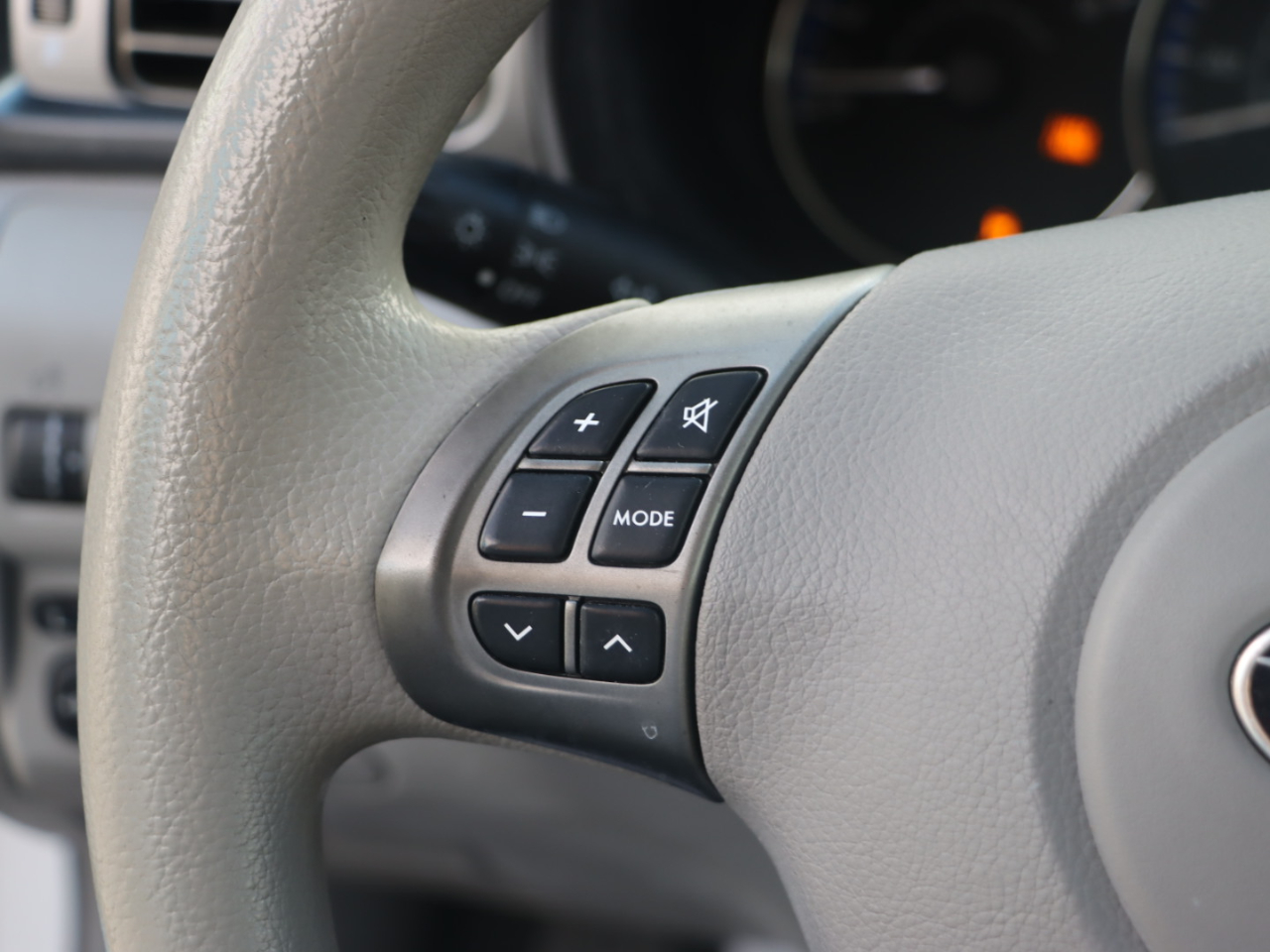 Subaru Forester 2.5X Premium 2011