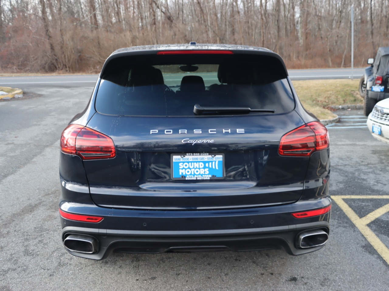 Porsche Cayenne Base 2016
