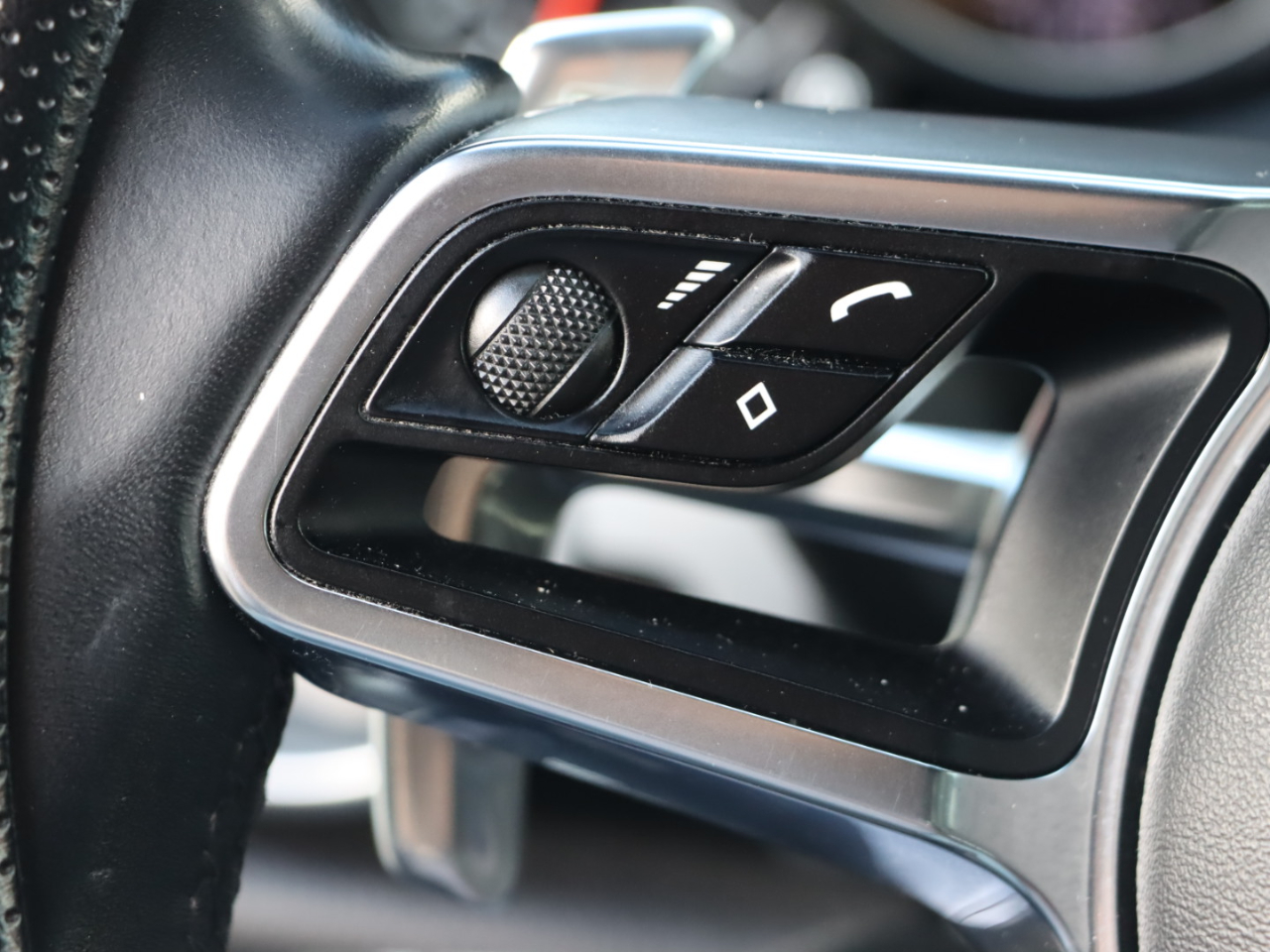 Porsche Cayenne Base 2016