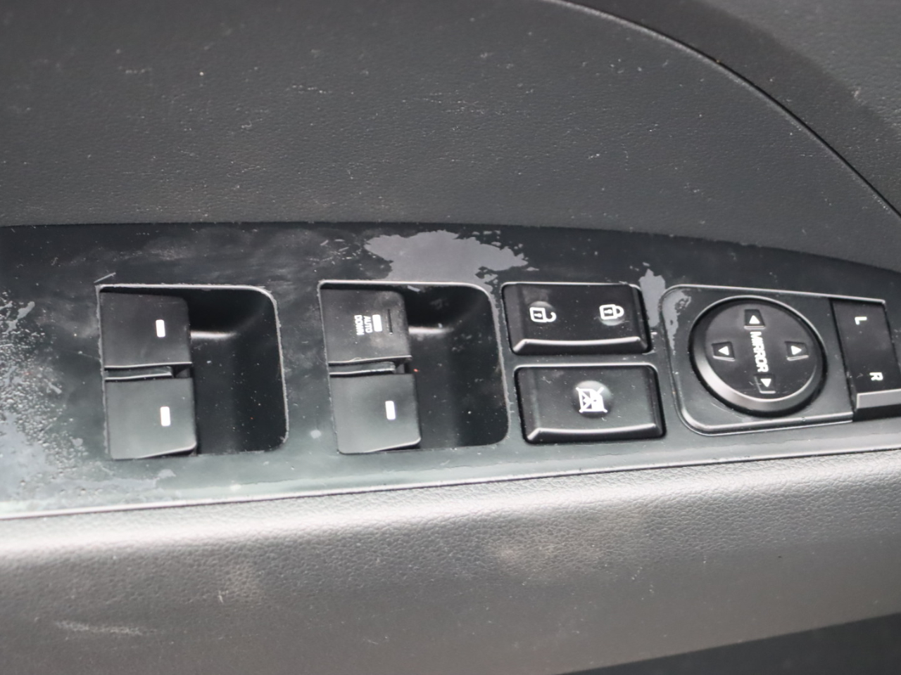 Hyundai Elantra SE 6AT 2019