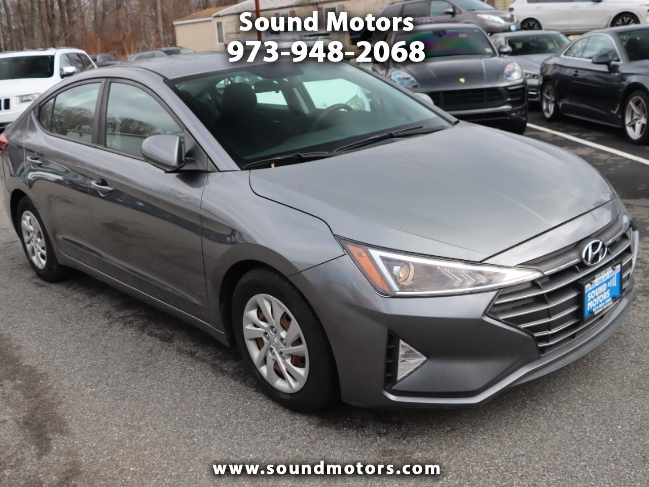 Hyundai Elantra SE 6AT 2019