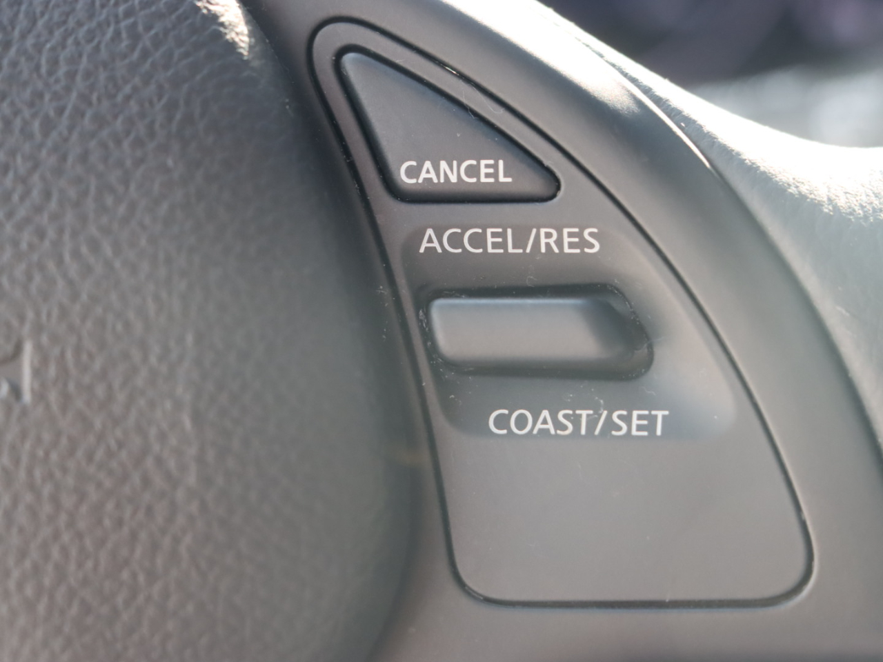 Infiniti Q60 Coupe AWD 2014