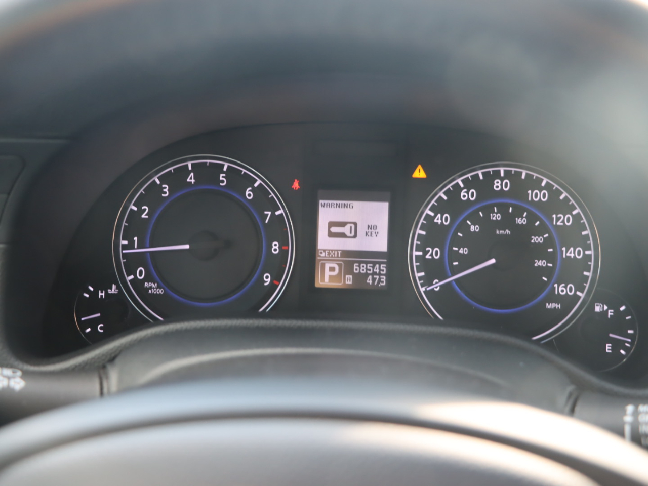 Infiniti Q60 Coupe AWD 2014