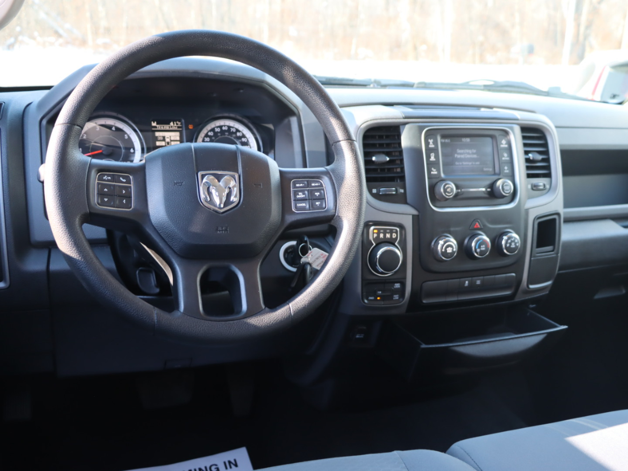 RAM 1500 Tradesman Quad Cab 4WD 2017