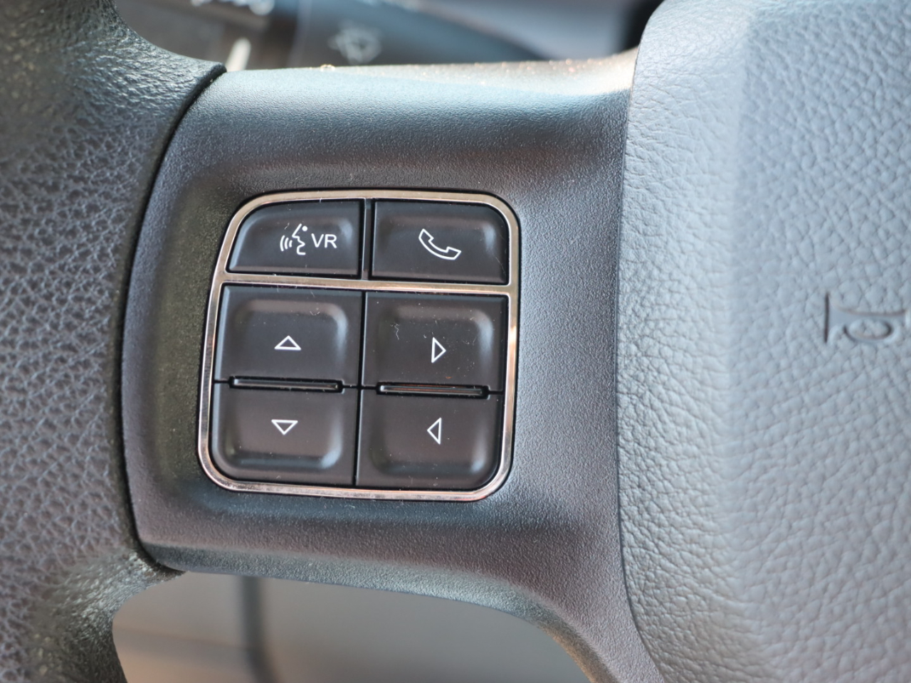 RAM 1500 Tradesman Quad Cab 4WD 2017