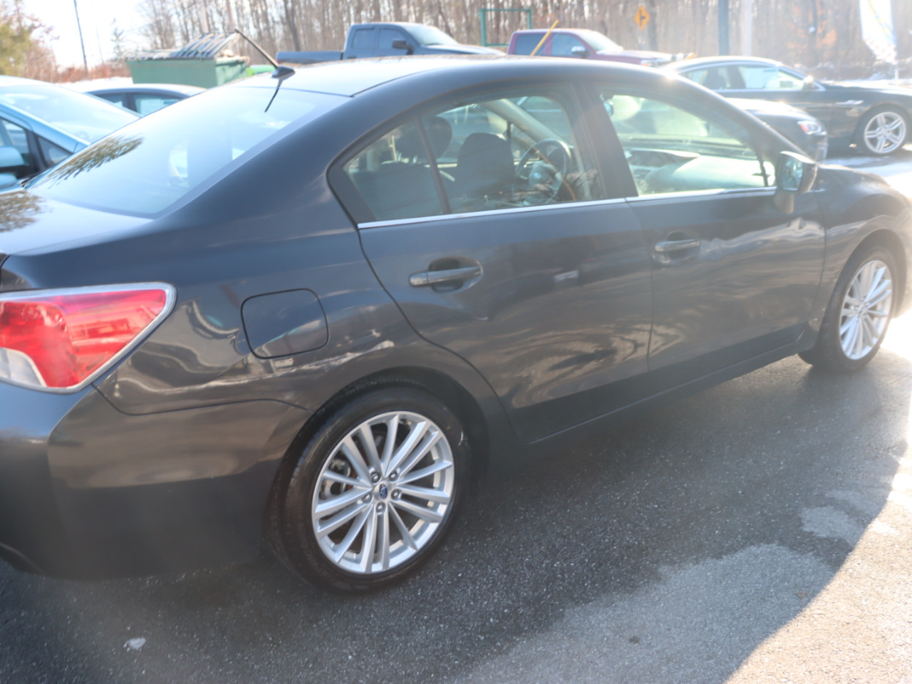 Subaru Impreza 2.0i Premium PZEV 4-Door 2015