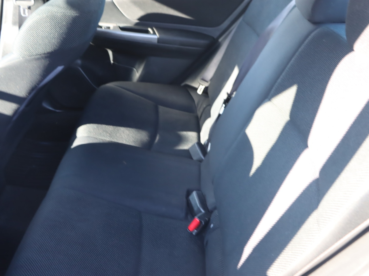 Subaru Impreza 2.0i Premium PZEV 4-Door 2015