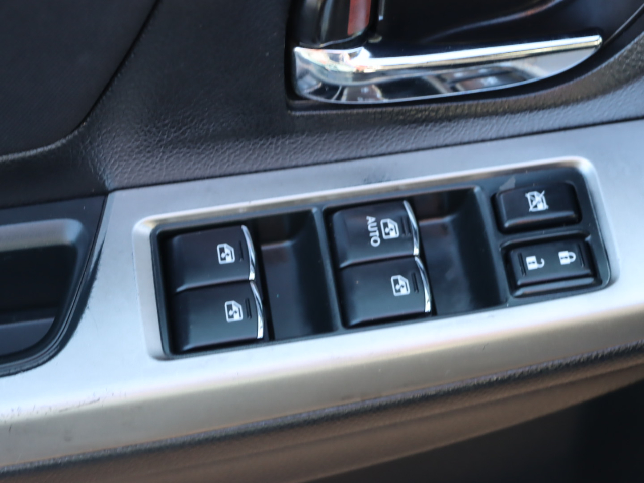 Subaru Impreza 2.0i Premium PZEV 4-Door 2015