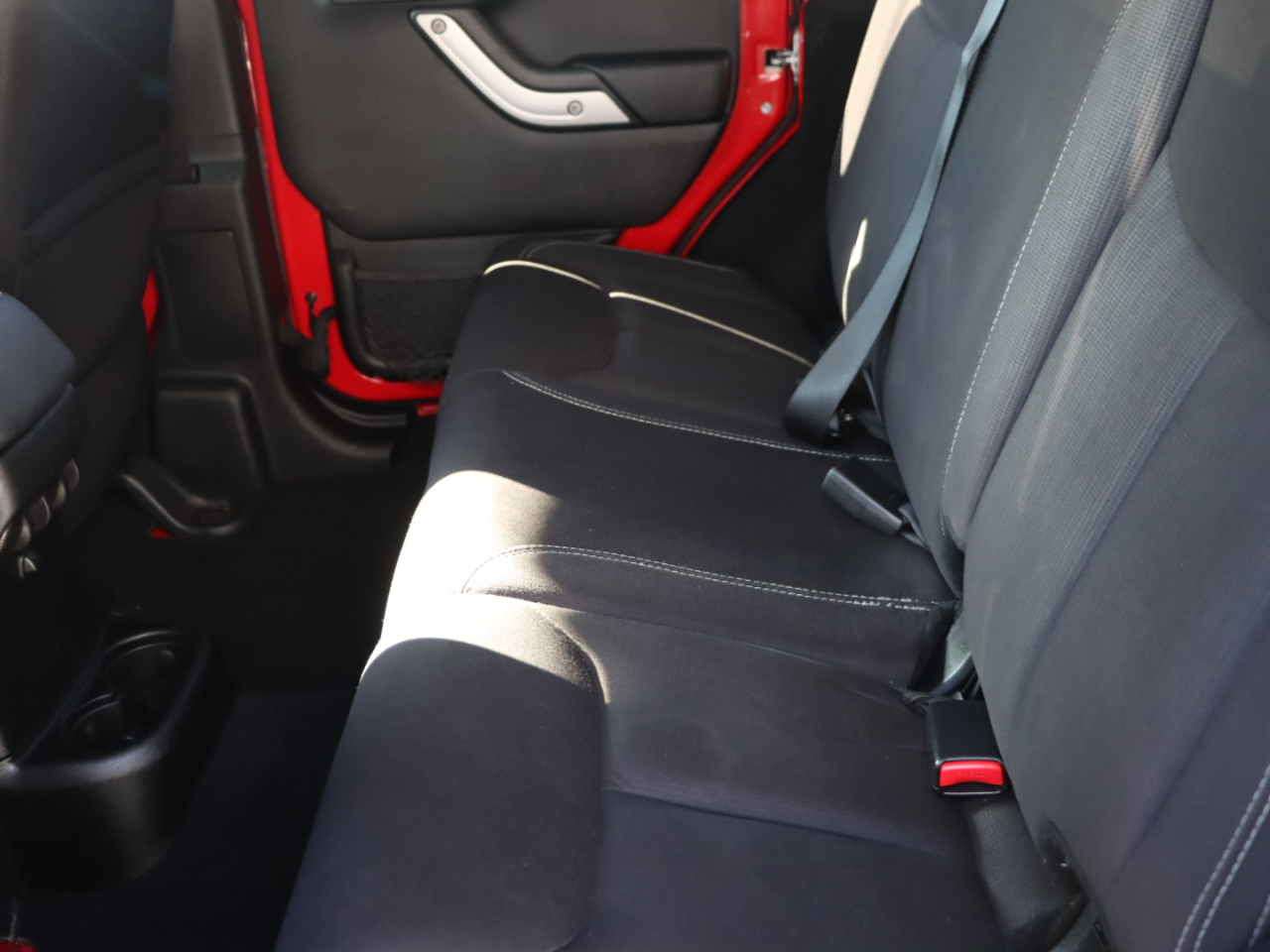 Jeep Wrangler Unlimited Sahara 4WD 2014