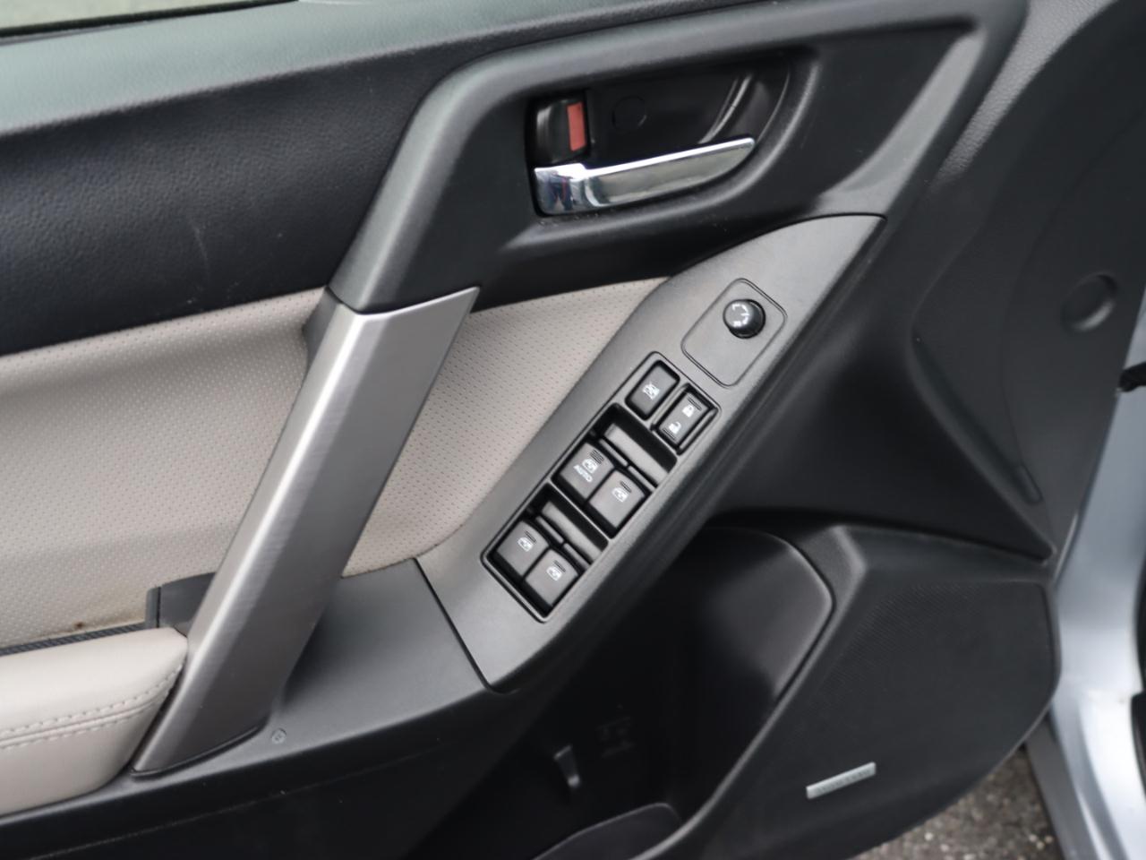 Subaru Forester 2.5i Limited 2016