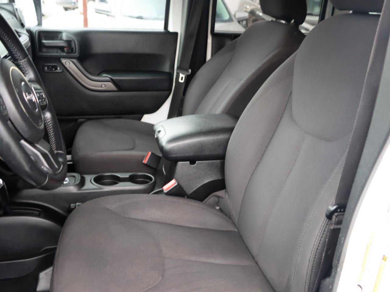 Jeep Wrangler Unlimited Sport 4WD 2015