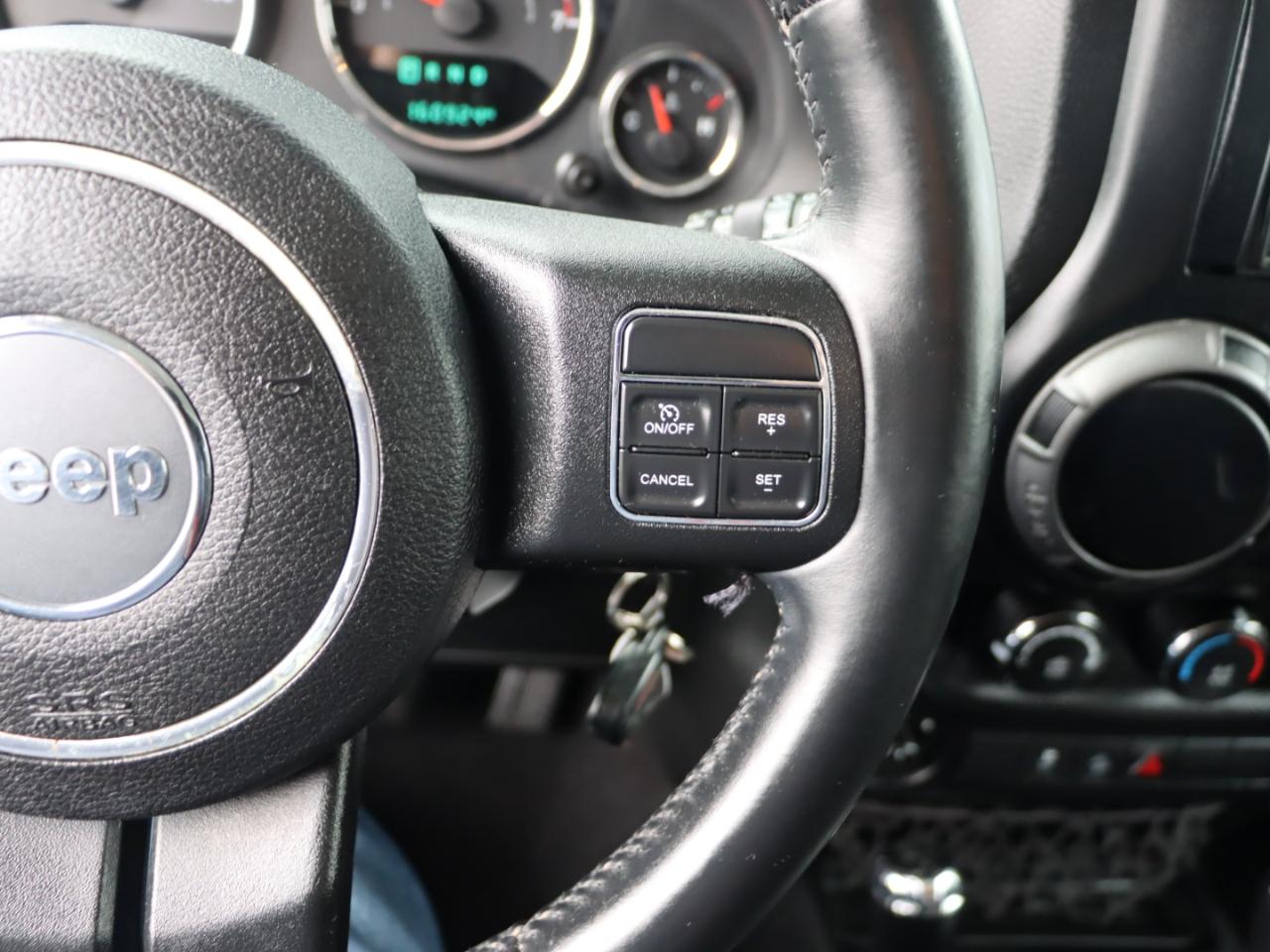 Jeep Wrangler Unlimited Sport 4WD 2015