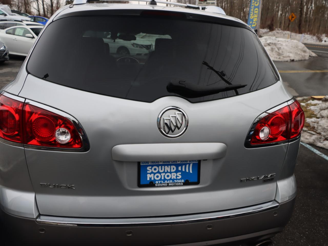 Buick Enclave CXL-2 AWD 2011