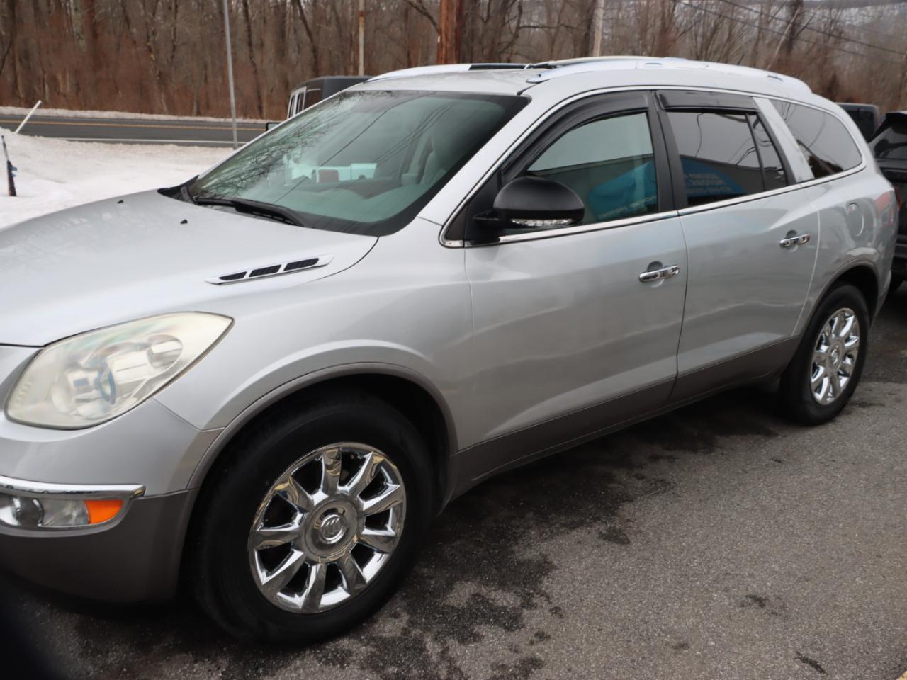Buick Enclave CXL-2 AWD 2011