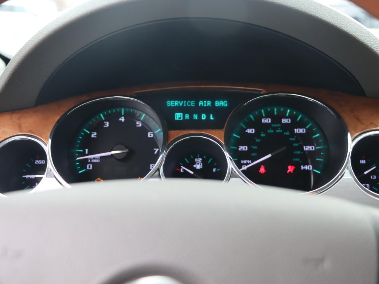 Buick Enclave CXL-2 AWD 2011