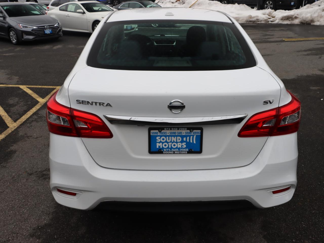 Nissan Sentra S CVT 2018