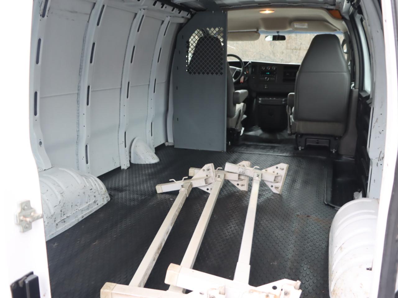 Chevrolet Express 2500 Cargo 2009