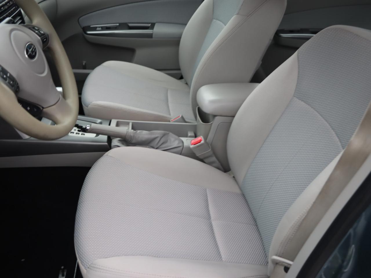 Subaru Forester 2.5X 2013