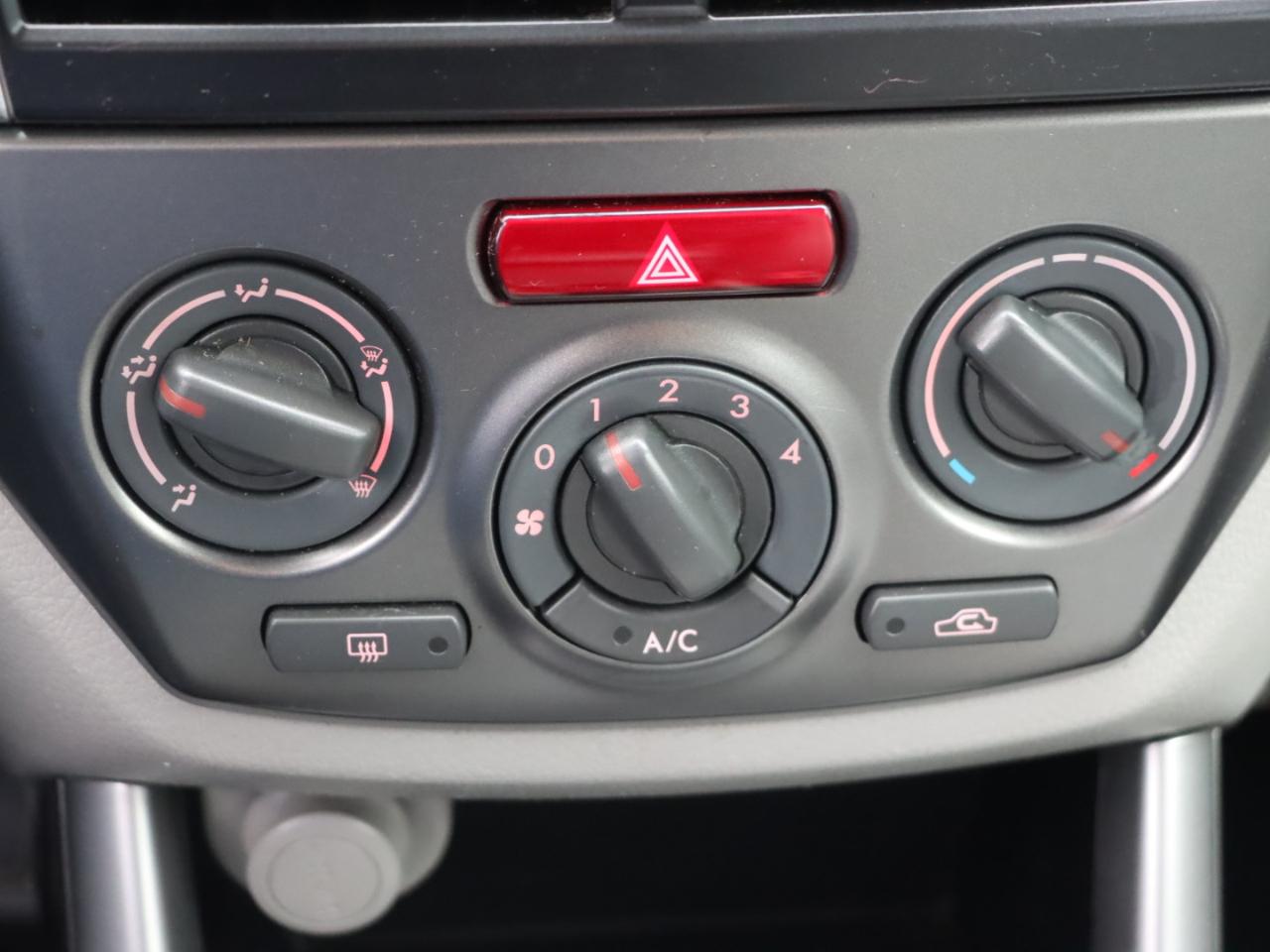 Subaru Forester 2.5X 2013