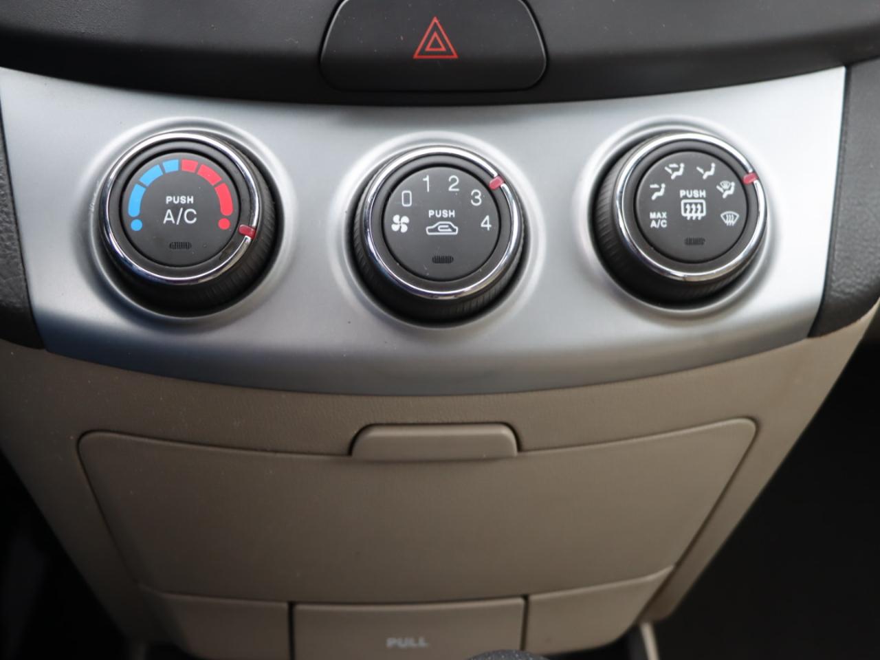 Hyundai Elantra SE 2010