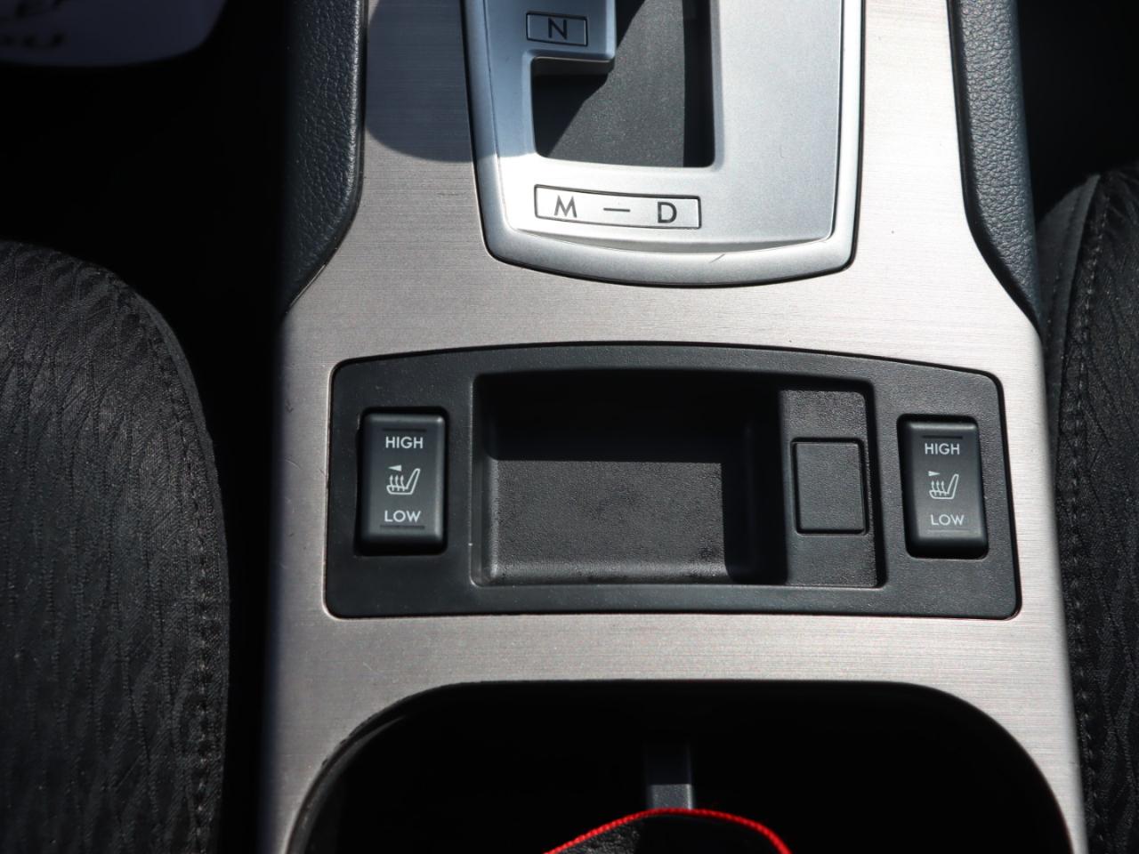 Subaru Legacy 2.5i Premium 2011