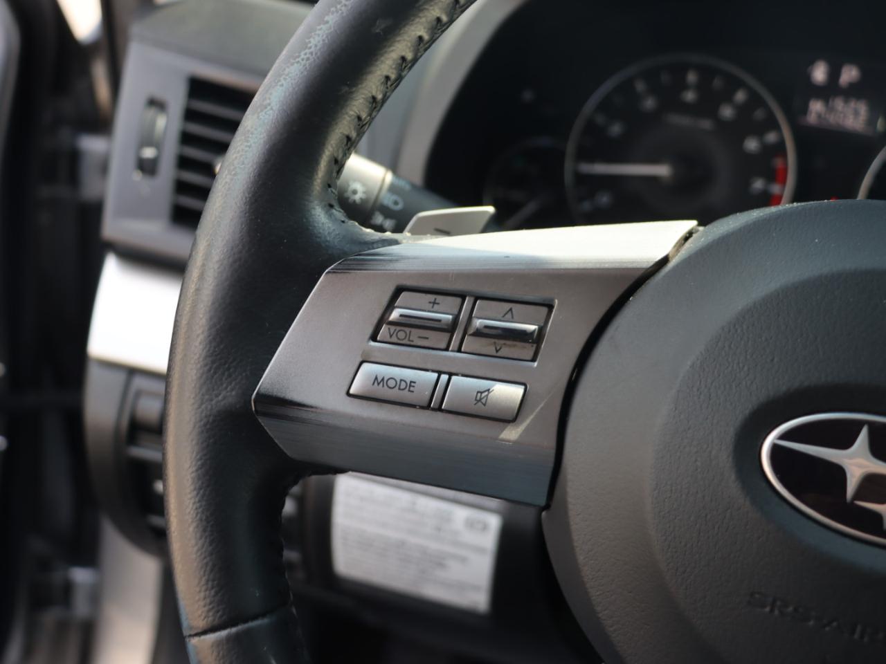 Subaru Legacy 2.5i Premium 2011