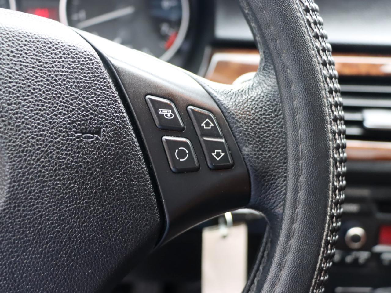 BMW 3-Series 328i xDrive 2010