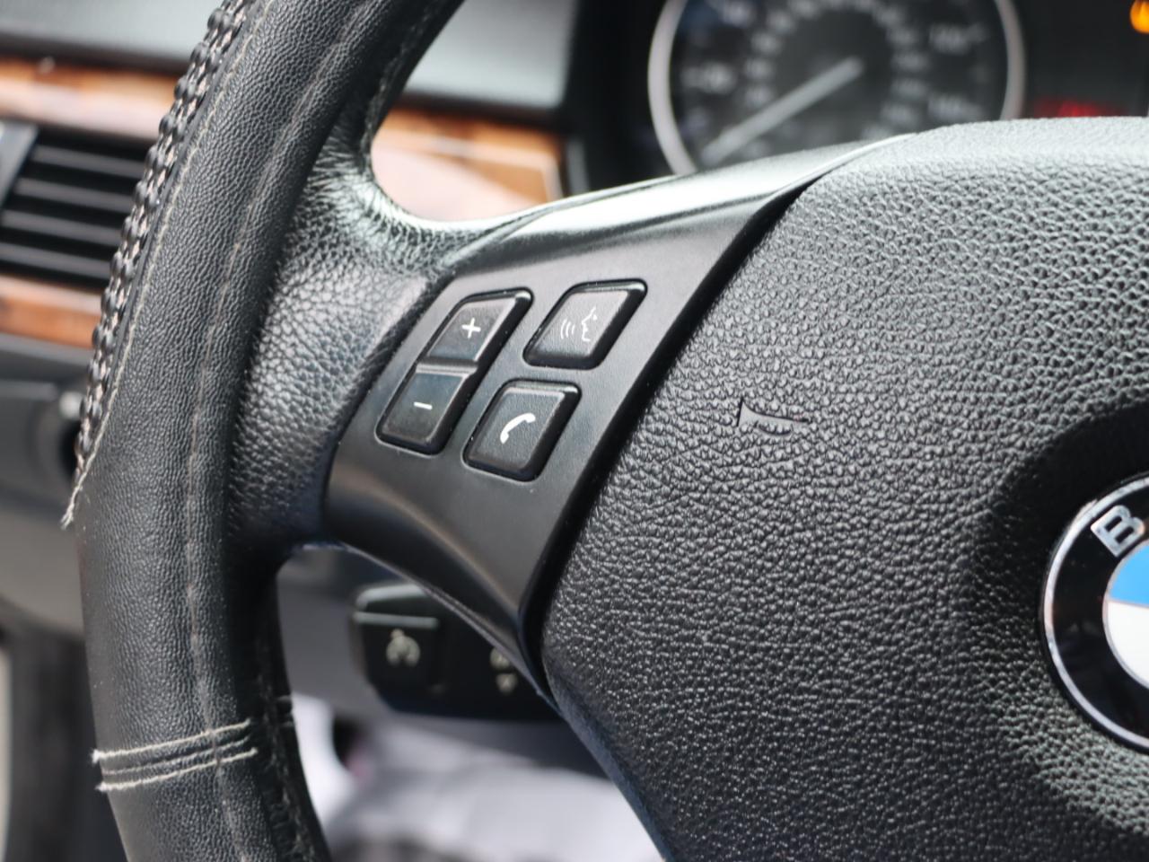 BMW 3-Series 328i xDrive 2010