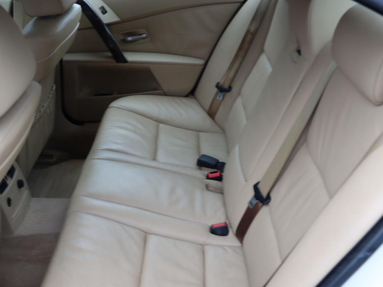 BMW 5-Series 530i 2004