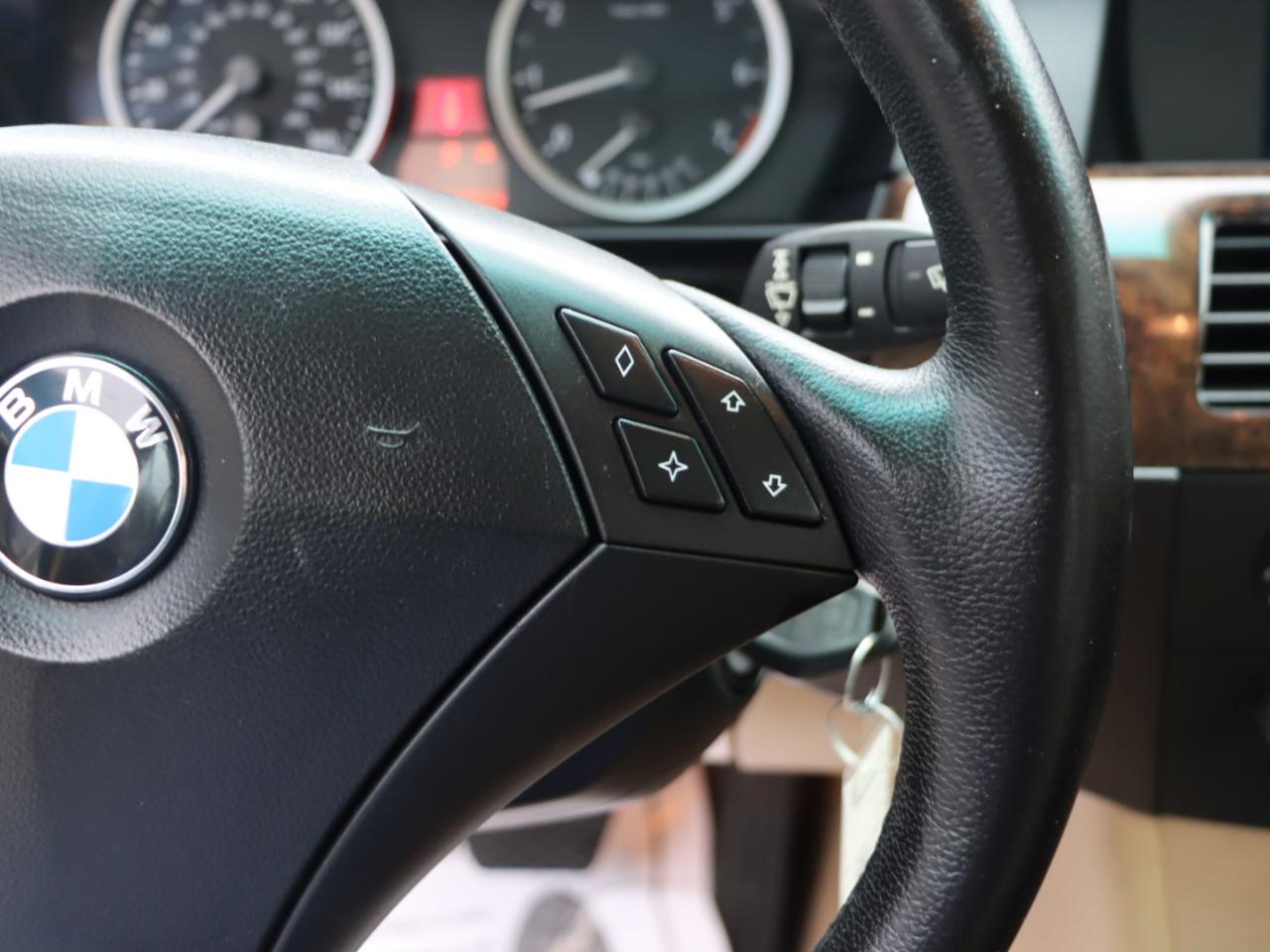 BMW 5-Series 530i 2004