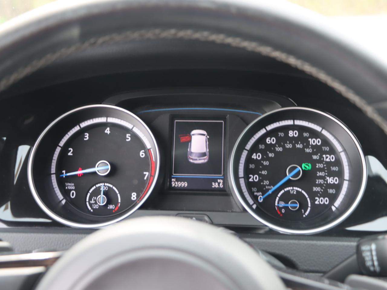 Volkswagen Golf R DCS and Navigation 6A 2017