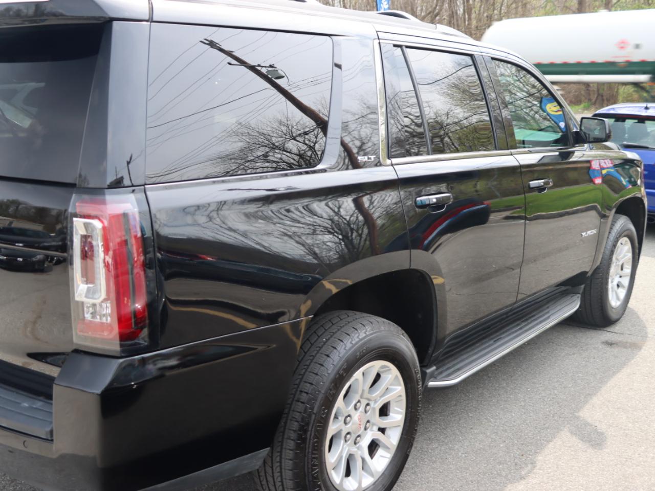 GMC Yukon SLT 4WD 2020