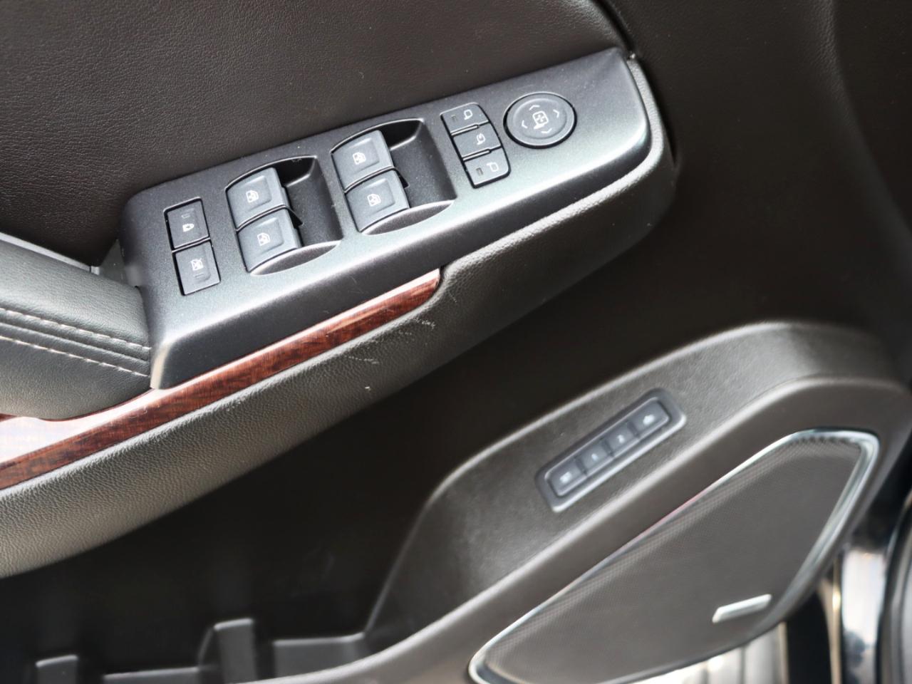 GMC Yukon SLT 4WD 2020