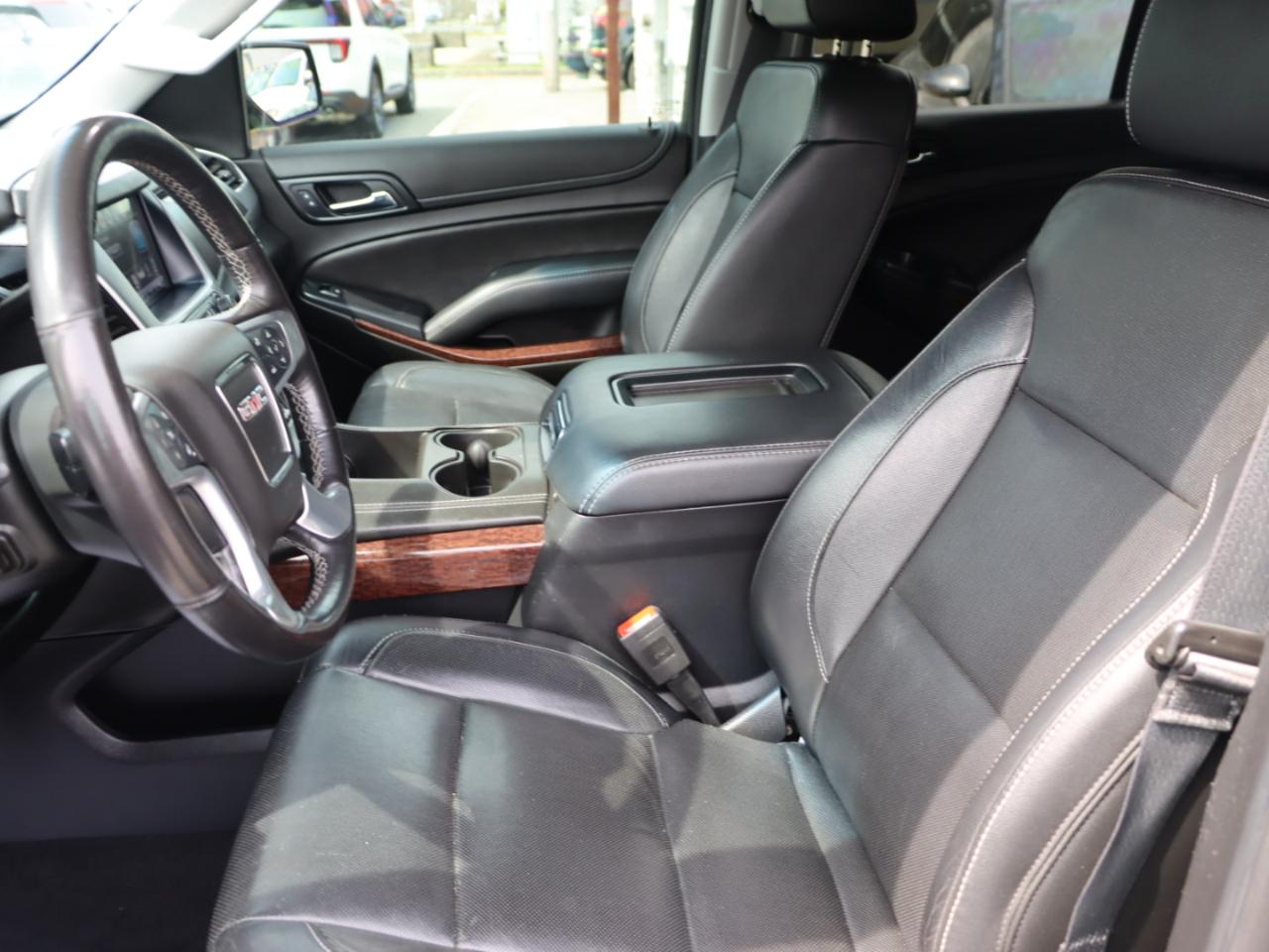 GMC Yukon SLT 4WD 2020