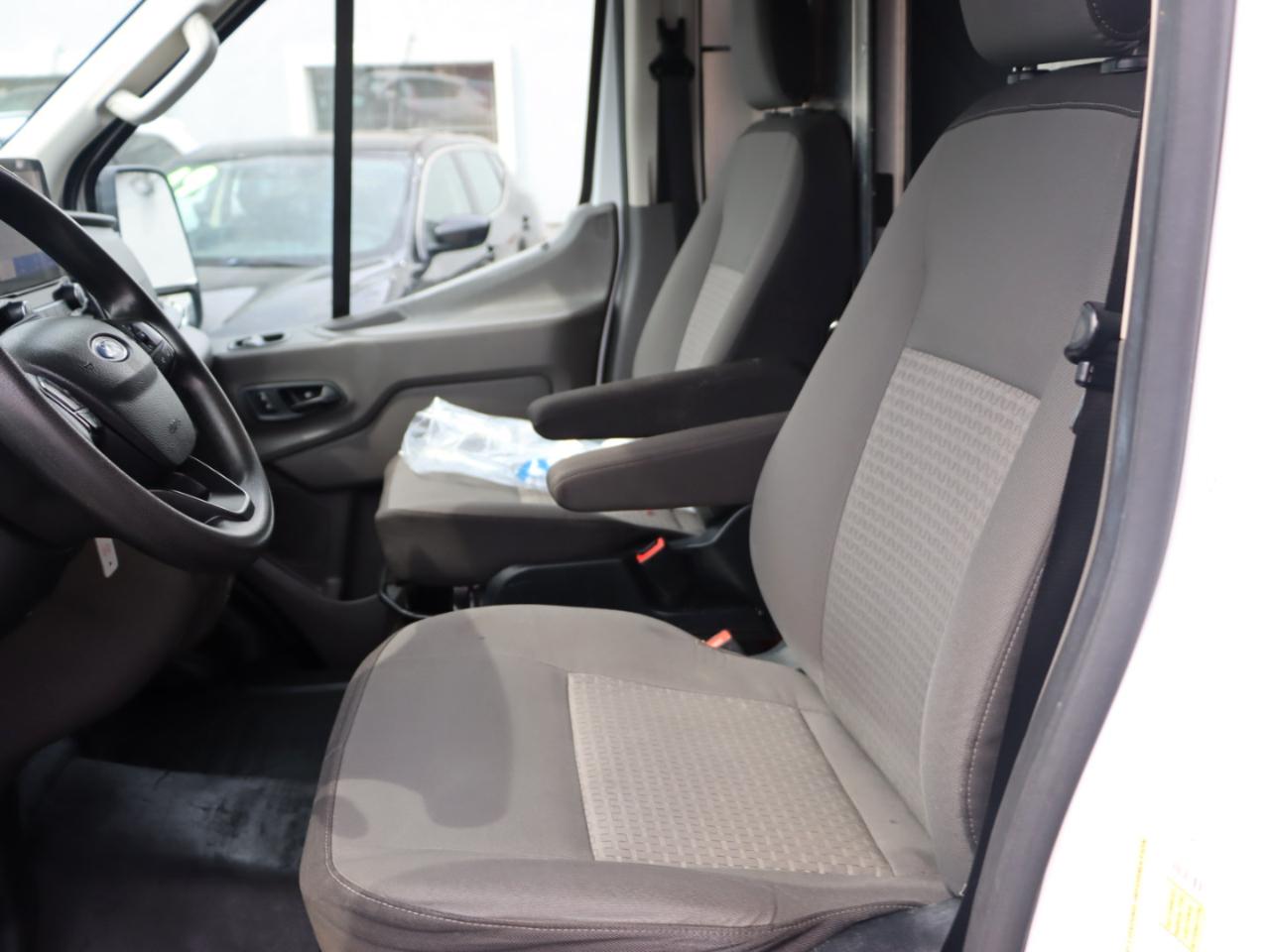 Ford Transit 350 Van High Roof w/Sliding Pass. 148-in. WB EL 2020