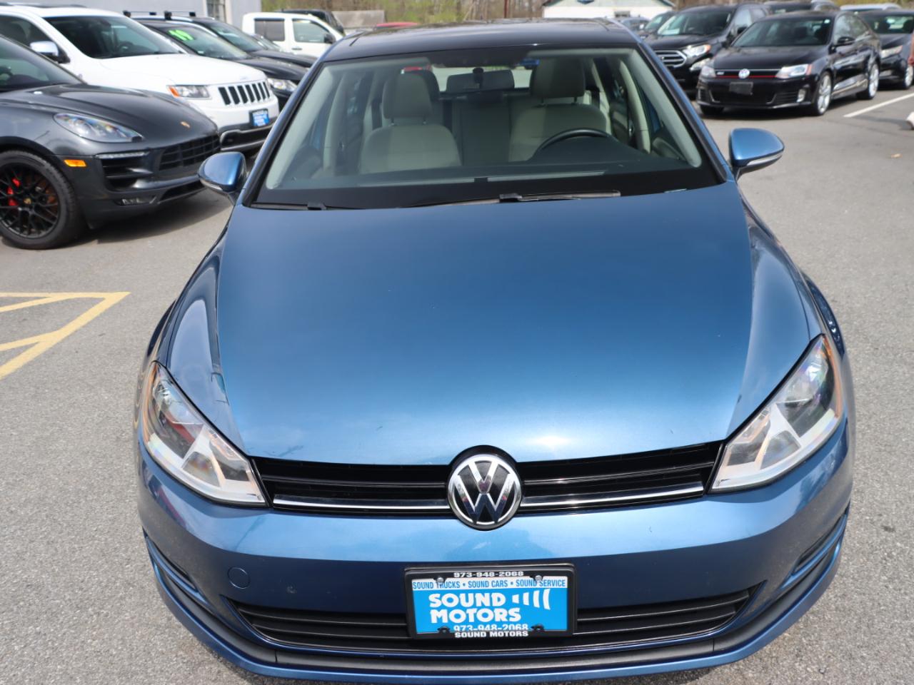 Volkswagen Golf TSI S 6A 2016