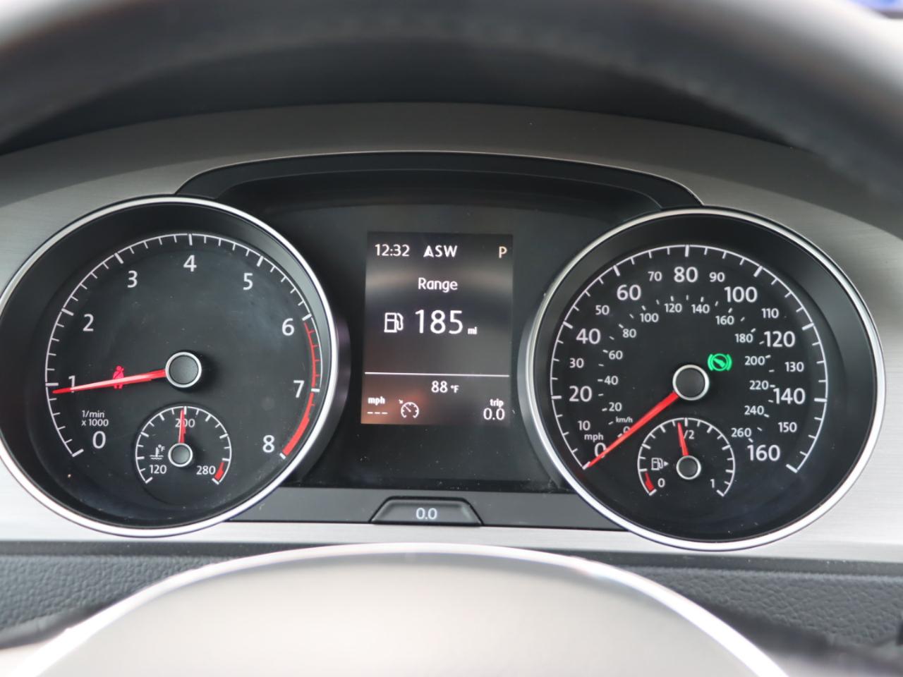 Volkswagen Golf TSI S 6A 2016