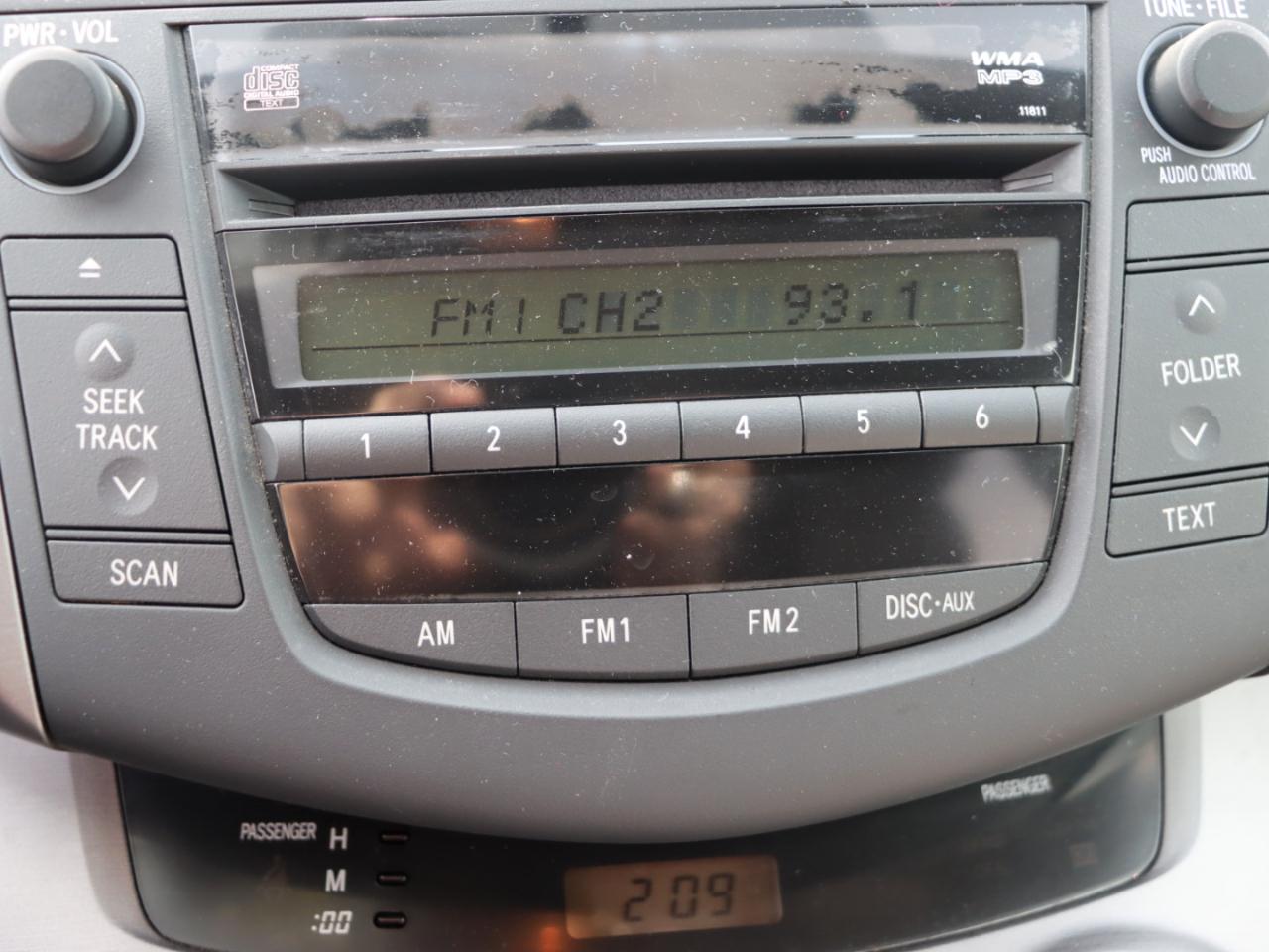 Toyota RAV4 Base I4 4WD 2007