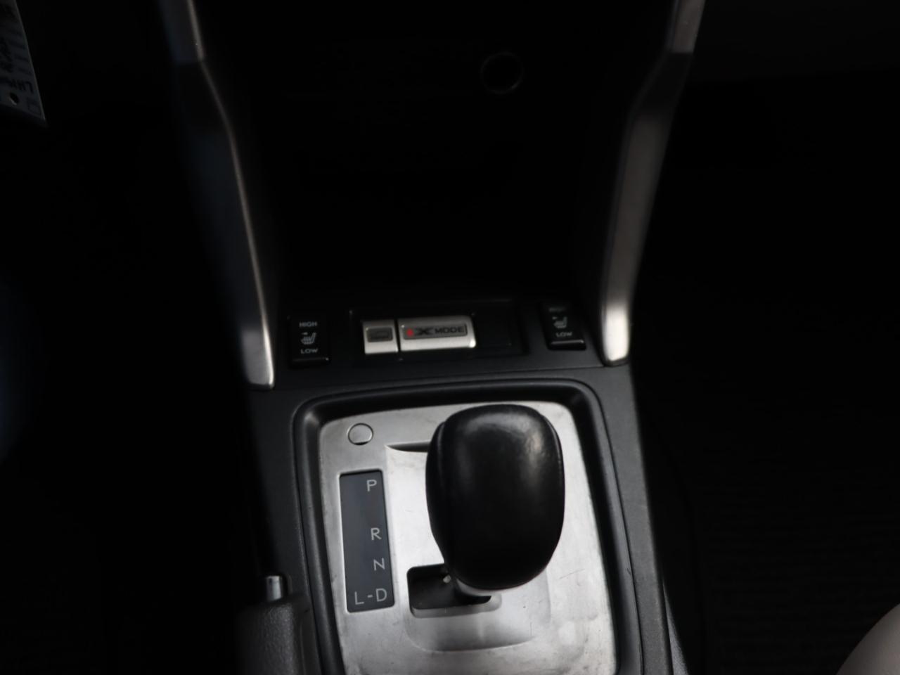 Subaru Forester 2.5i Limited 2015