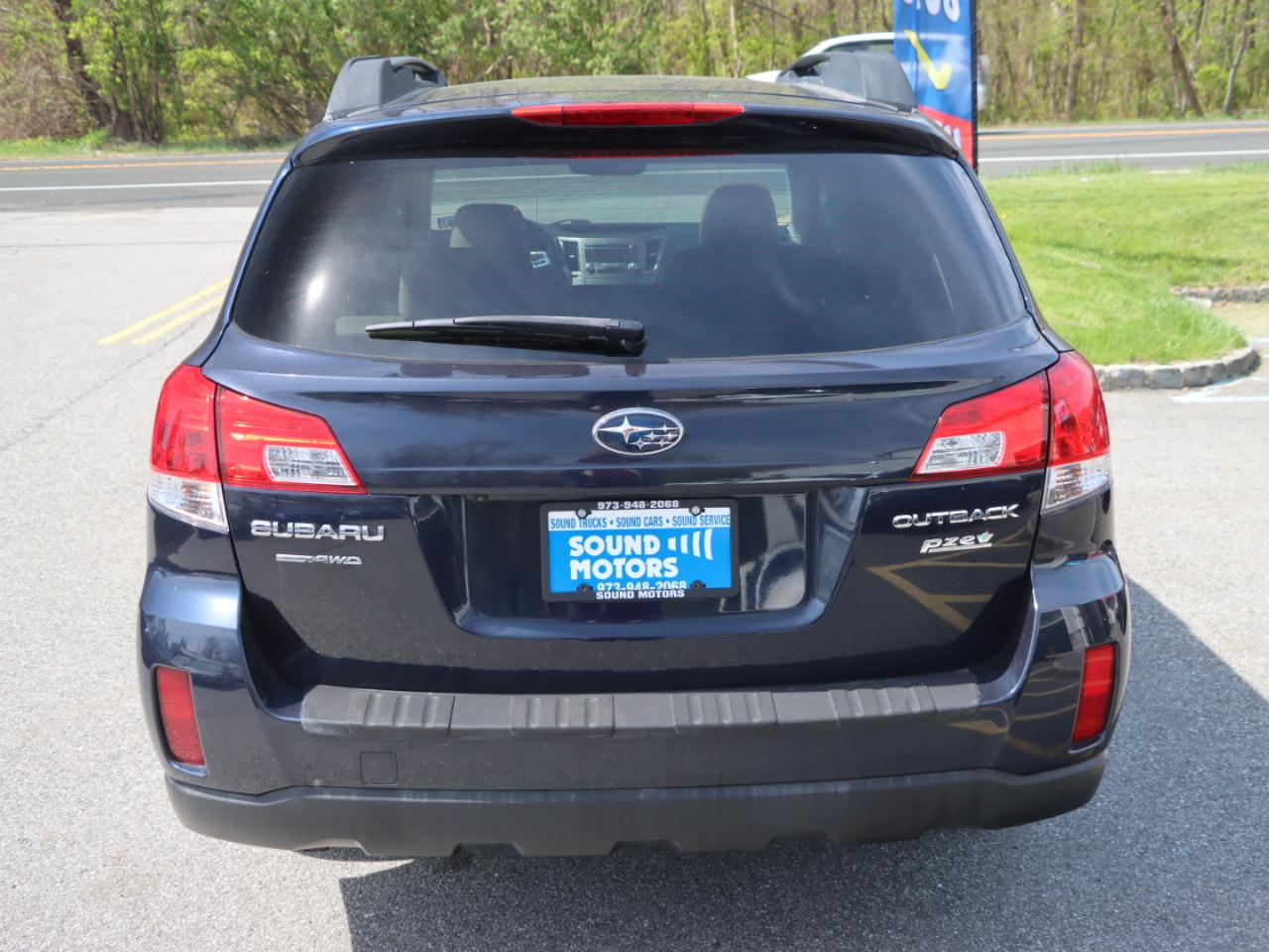 Subaru Outback 2.5i Premium 2012