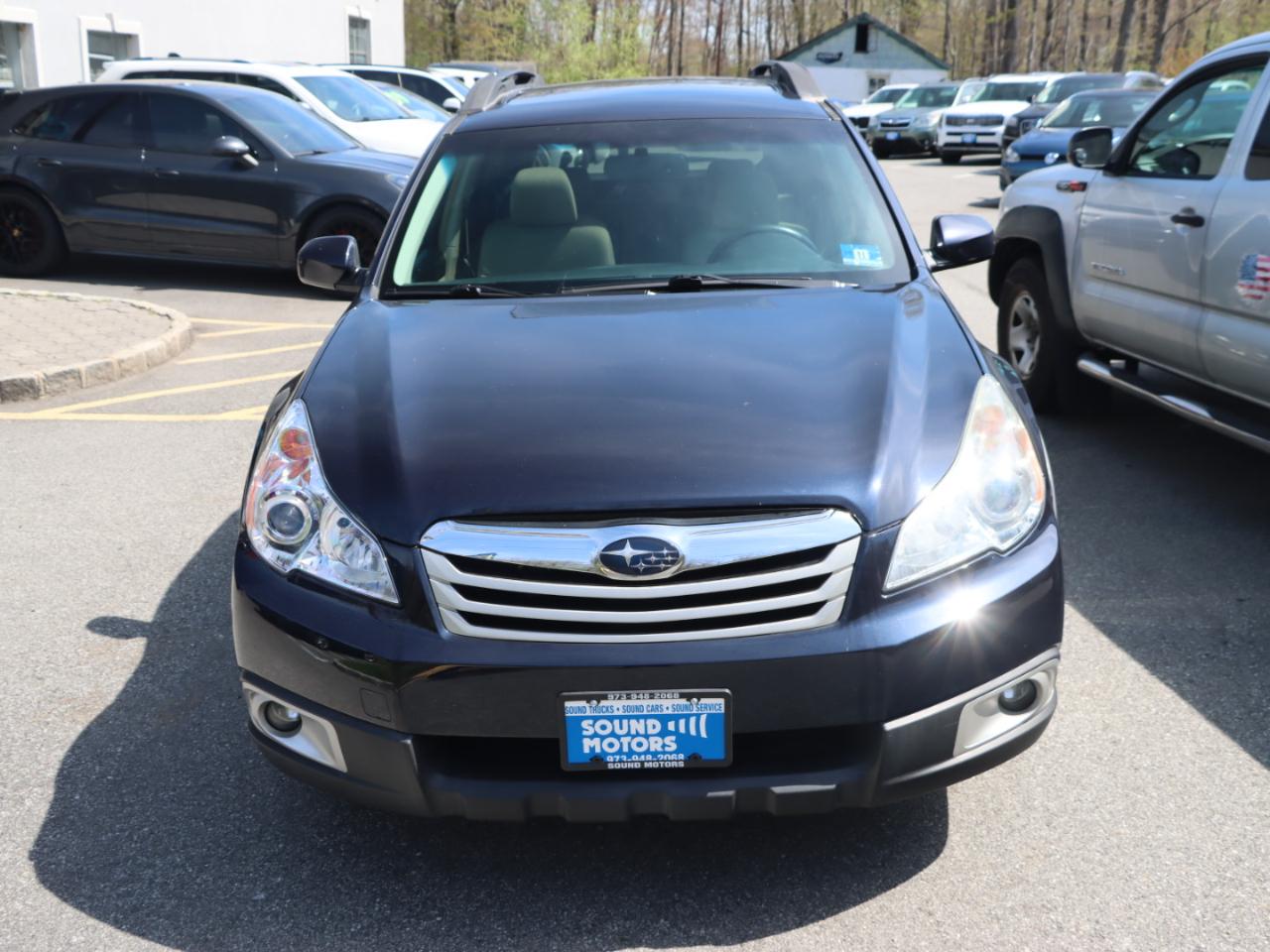 Subaru Outback 2.5i Premium 2012