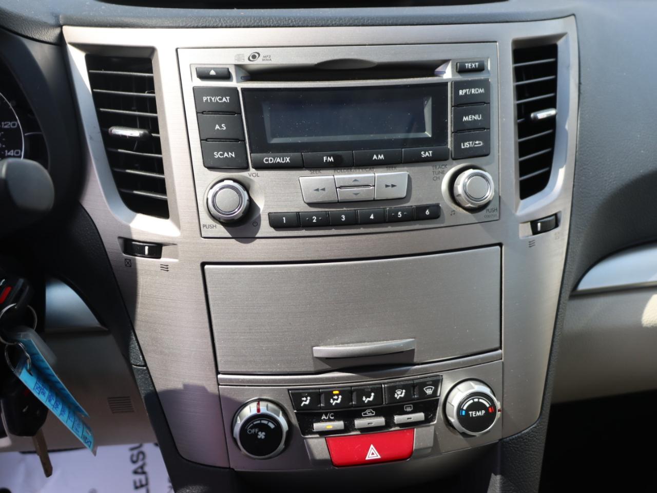 Subaru Outback 2.5i Premium 2012