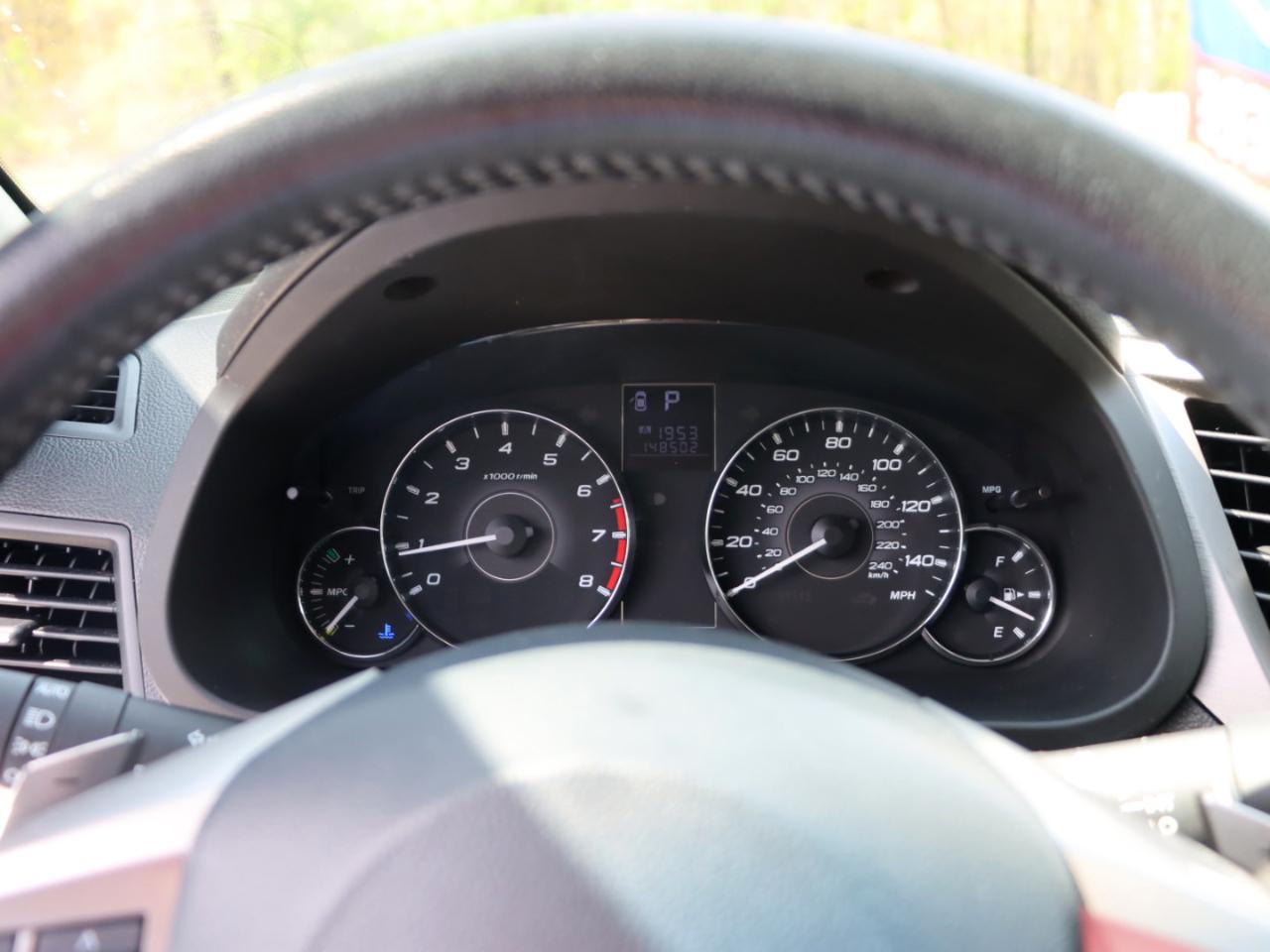 Subaru Outback 2.5i Premium 2012