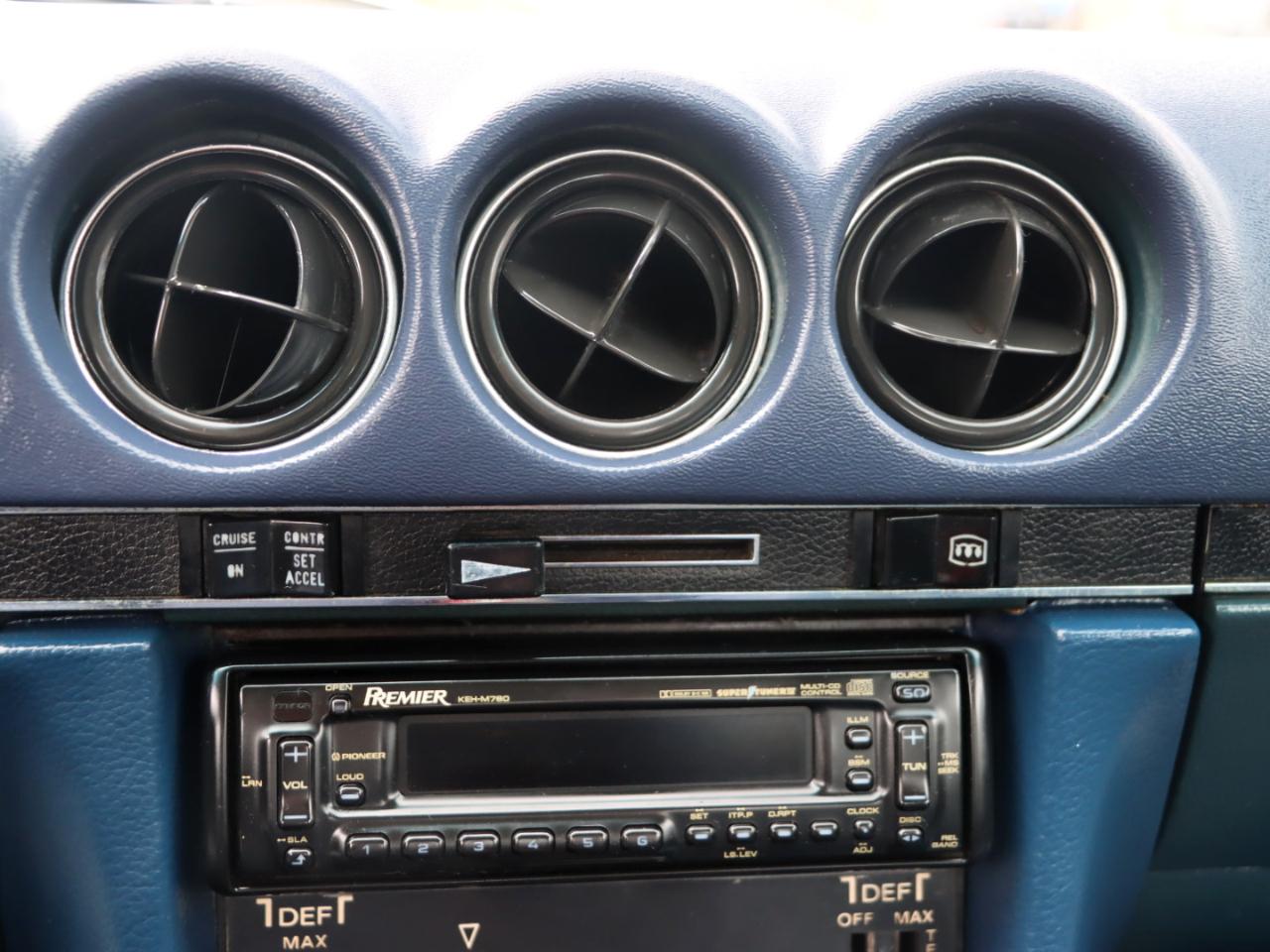 Mercedes-Benz SL-Class SL450 2D Roadster 1975