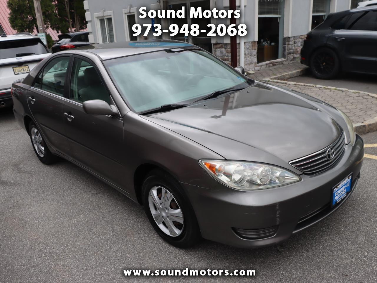 Toyota Camry Standard 2006