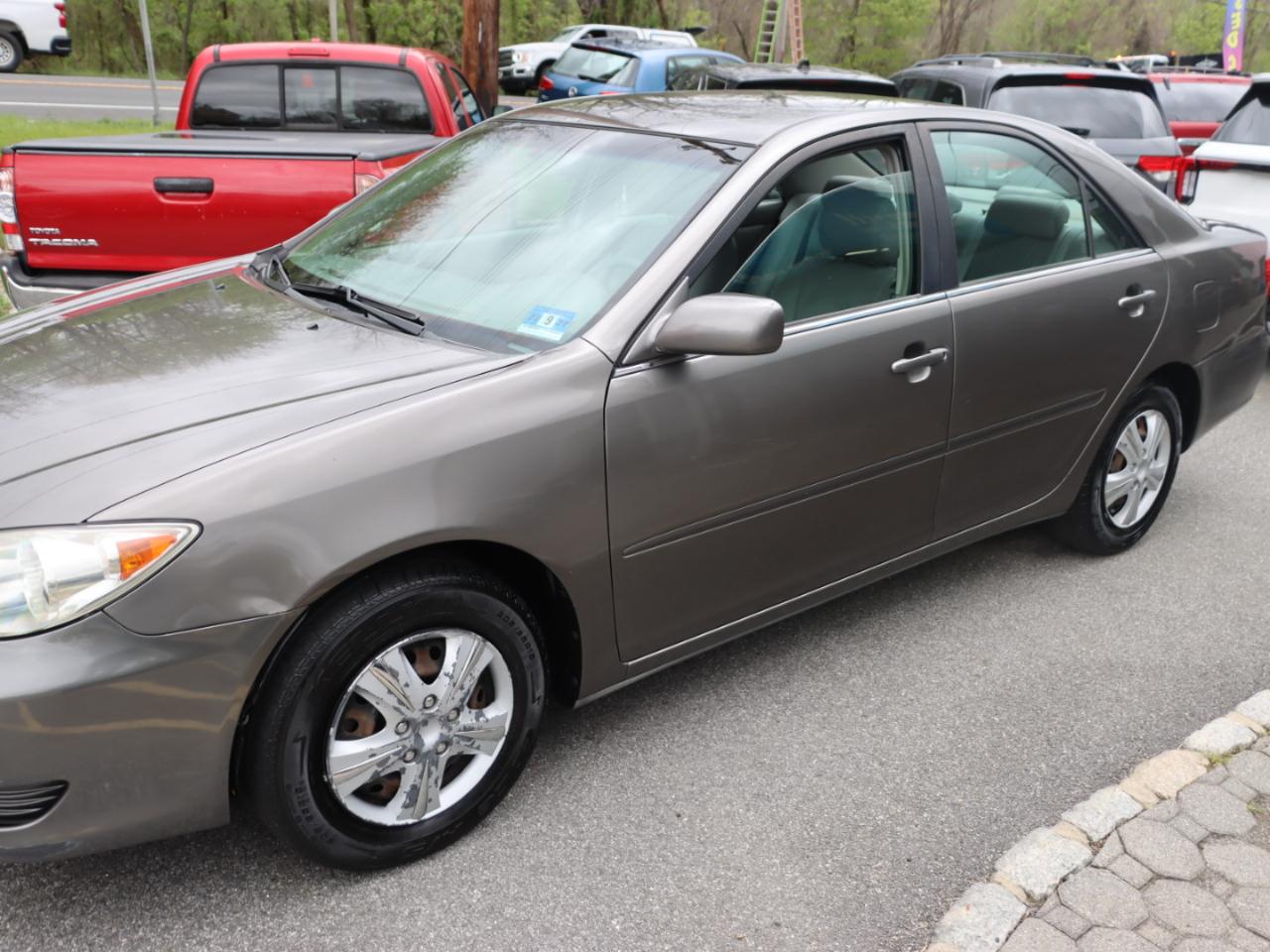Toyota Camry Standard 2006