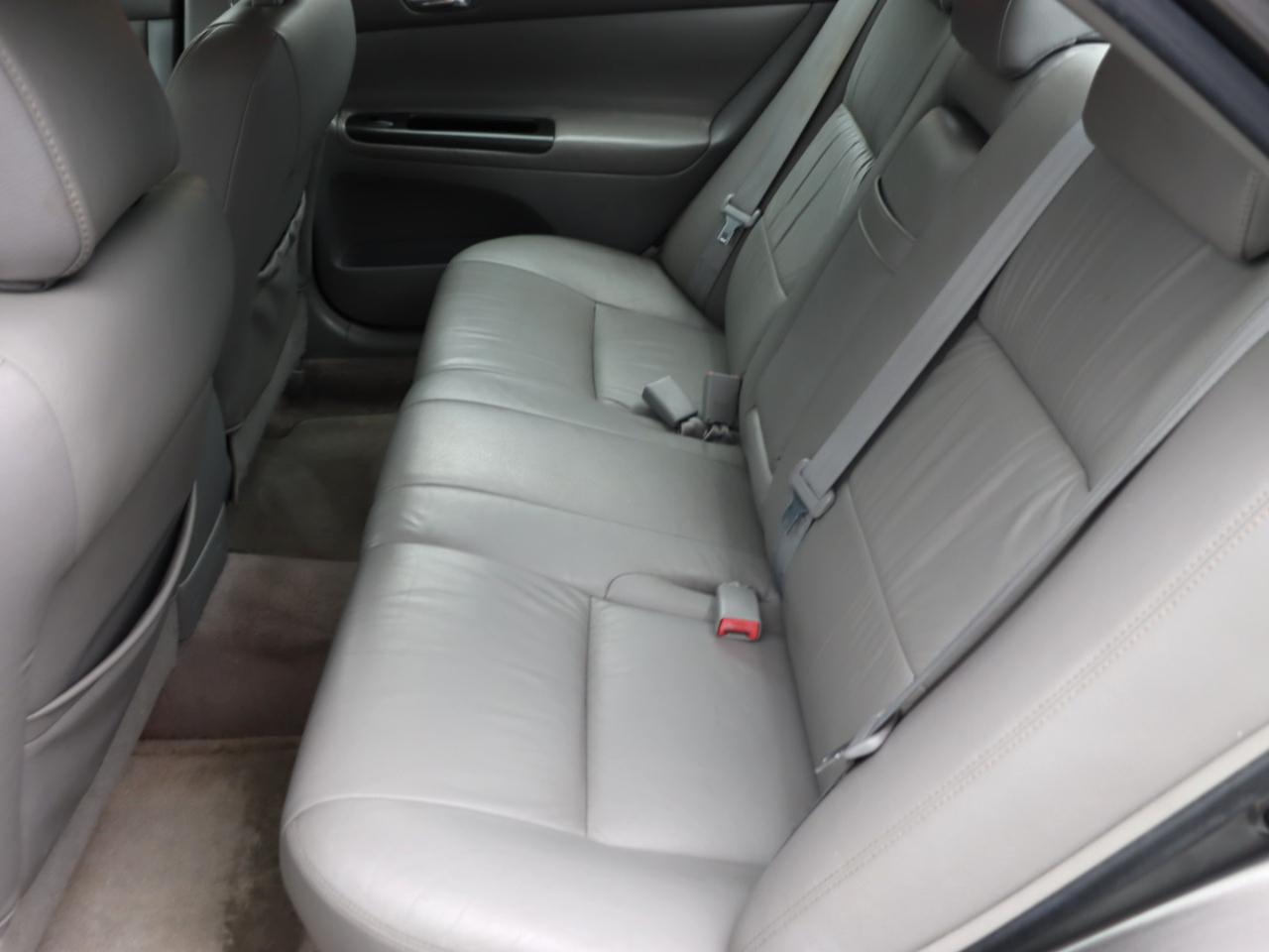 Toyota Camry Standard 2006