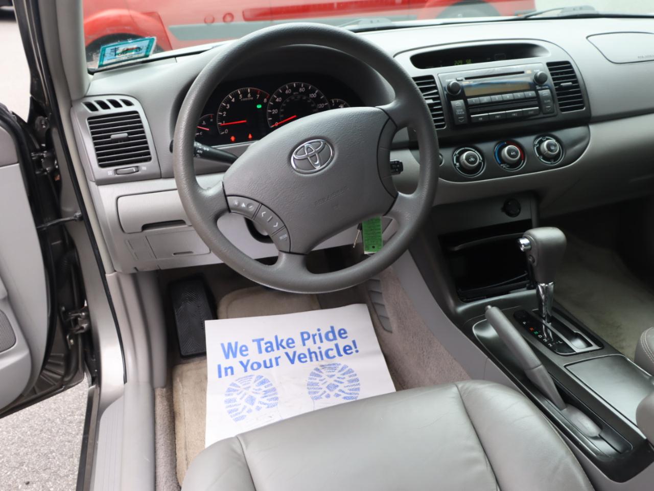 Toyota Camry Standard 2006