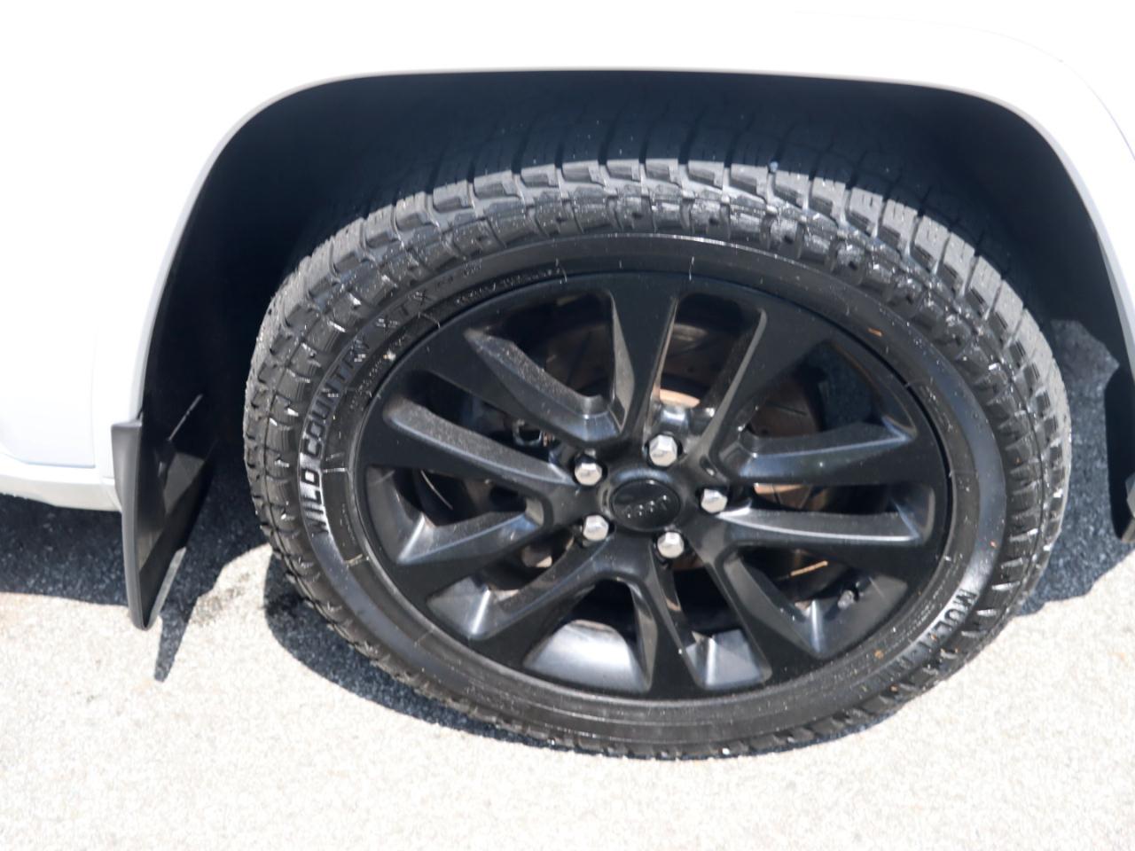 Jeep Grand Cherokee Laredo 4WD 2018